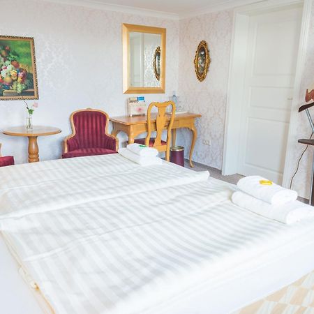 Romantisches Hotel Zur Traube Schwerin Schwerin  Pokój zdjęcie